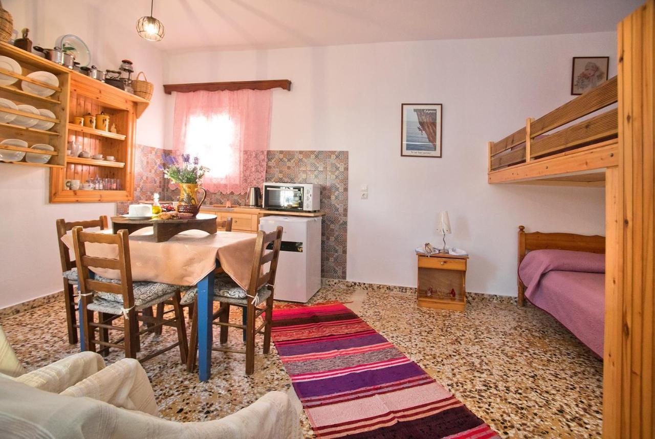 Apartment Petroula Emborios