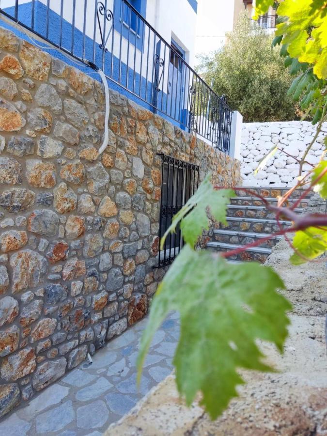 Petroula Apartment Emborios